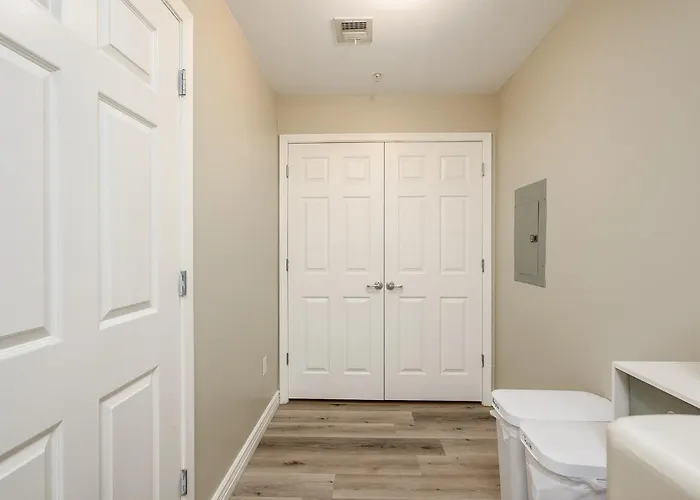 Desert Ridge Apartment